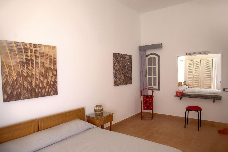 El Pacha Suites Sharm Sanafir Hotel image
