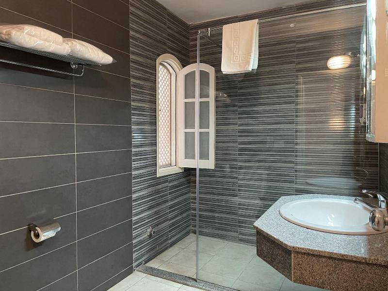 El Pacha Suites Sharm Sanafir Hotel image