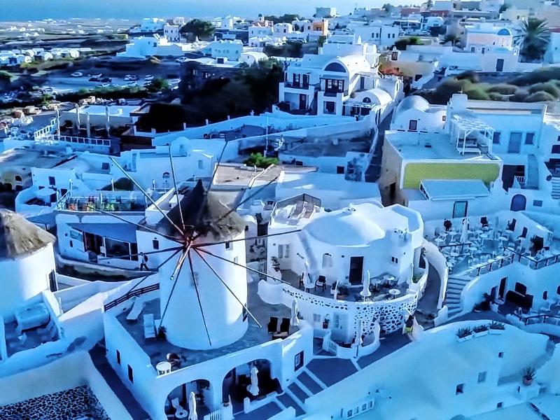 Cycladic Pleasure Houses By The Sea
