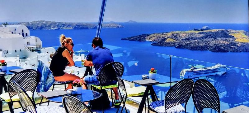 Cycladic Pleasure Houses By The Sea