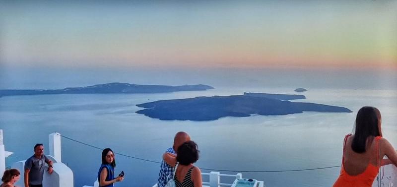 Cycladic Pleasure Houses By The Sea