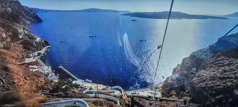 Cycladic Pleasure Houses By The Sea
