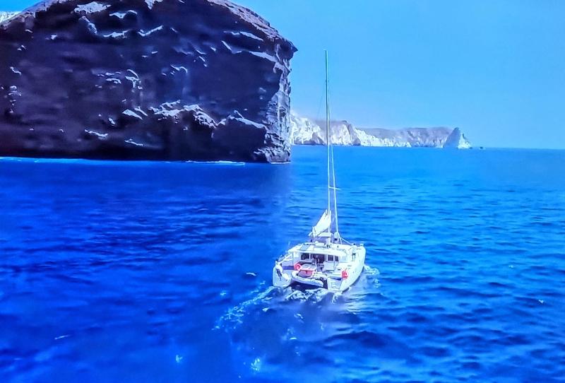 Cycladic Pleasure Houses By The Sea — photo 18