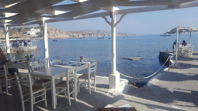 Cycladic Pleasure Houses By The Sea — photo 109