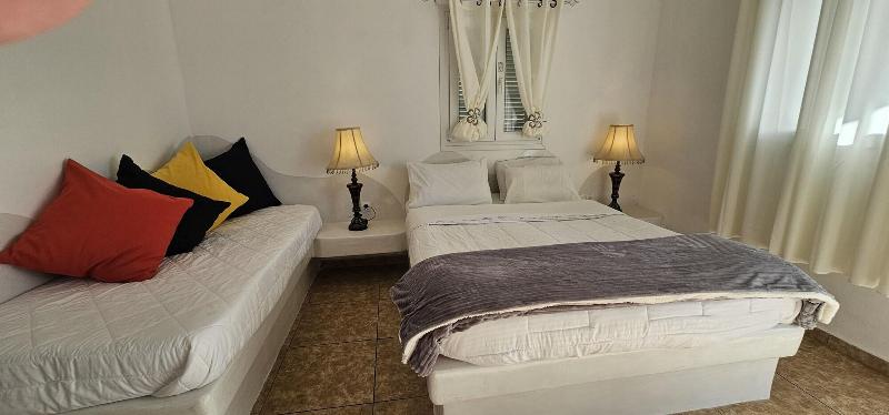 Cycladic Pleasure Houses By The Sea — photo 159
