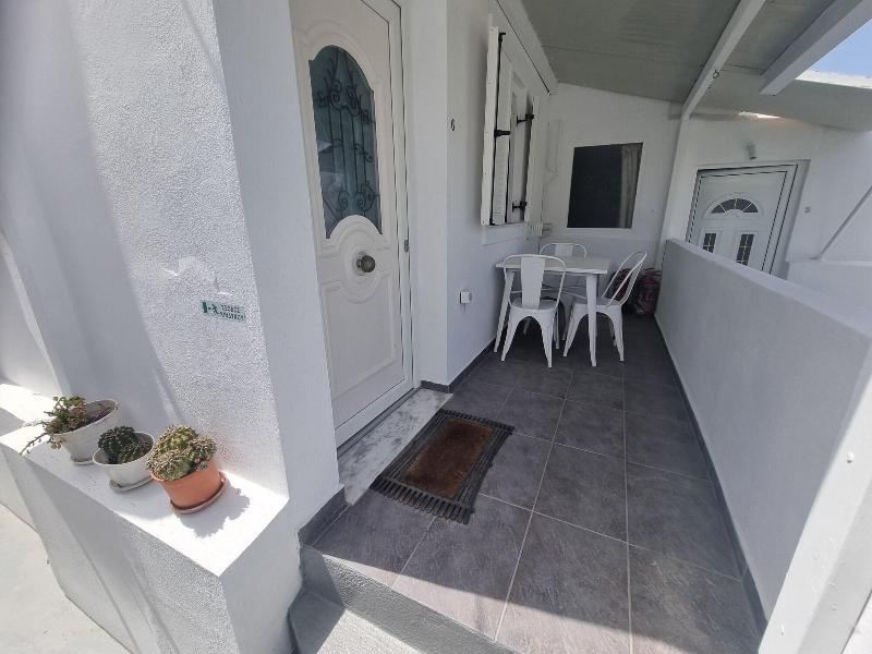 Cycladic Pleasure Houses By The Sea — photo 68