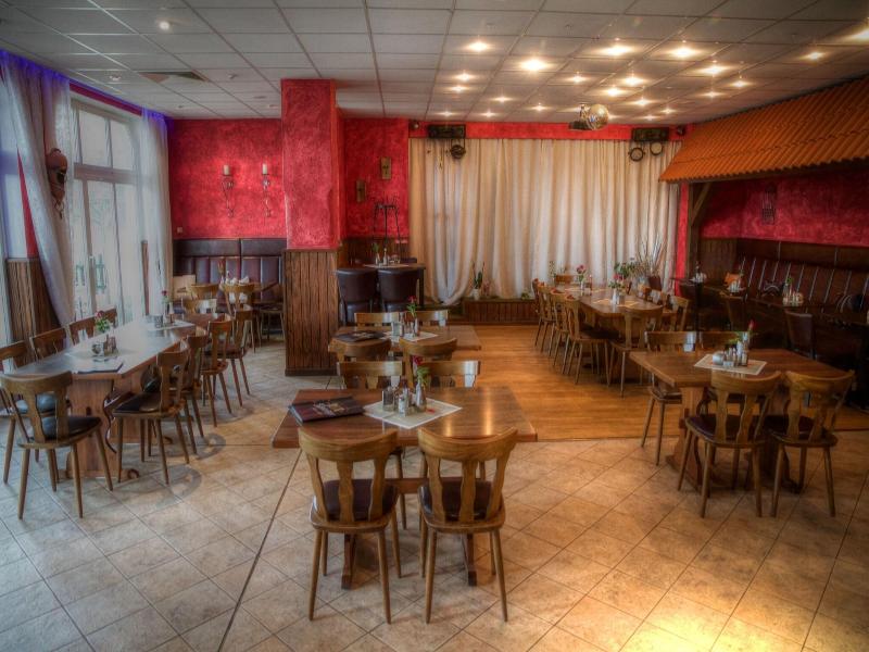 Restaurant Und Pension Zur Nassen Ecke image
