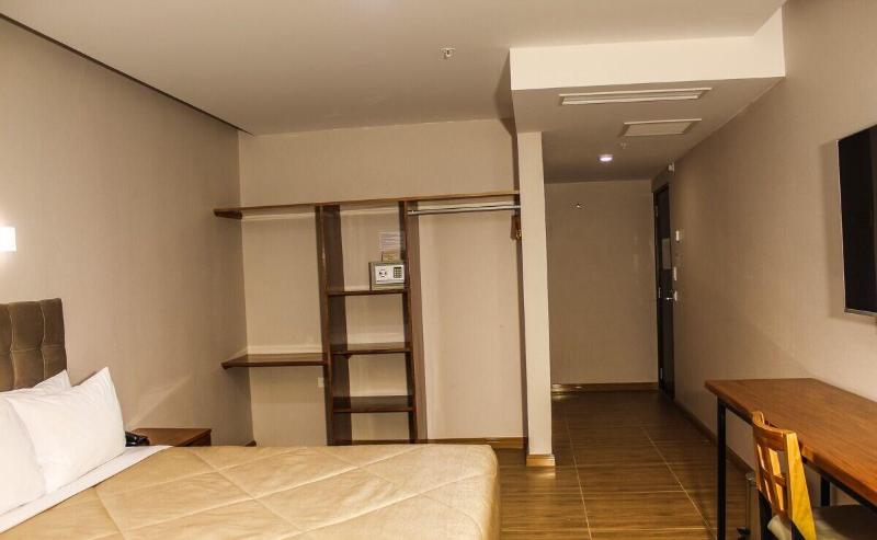 Miraflores City Hotel image