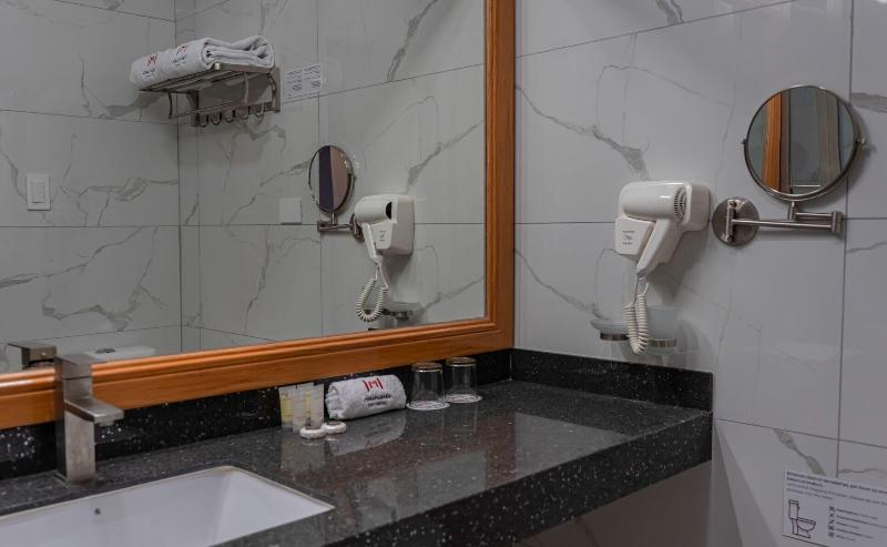 Miraflores City Hotel image