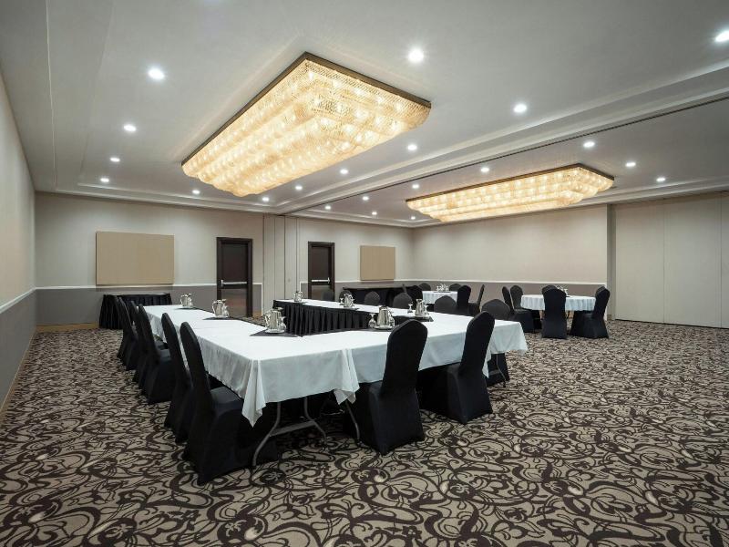 Delta Hotels by Marriott Regina image