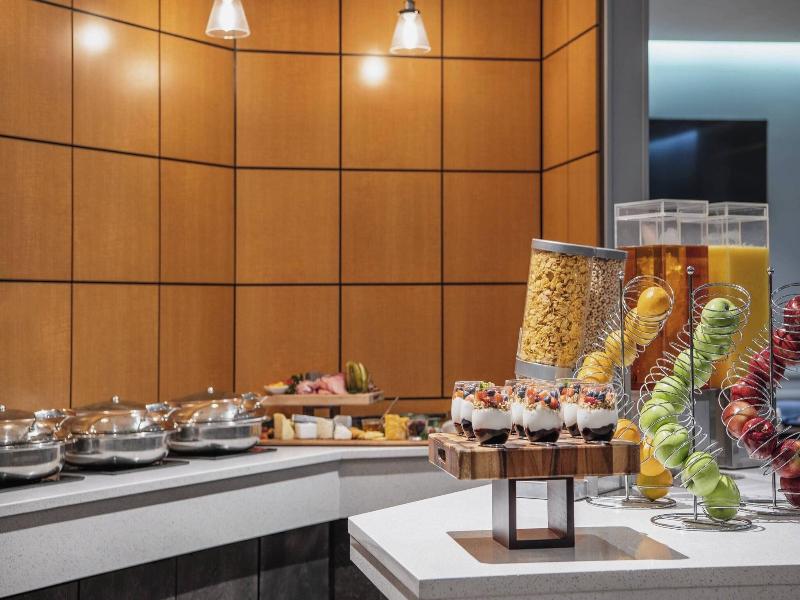 Delta Hotels by Marriott Regina image