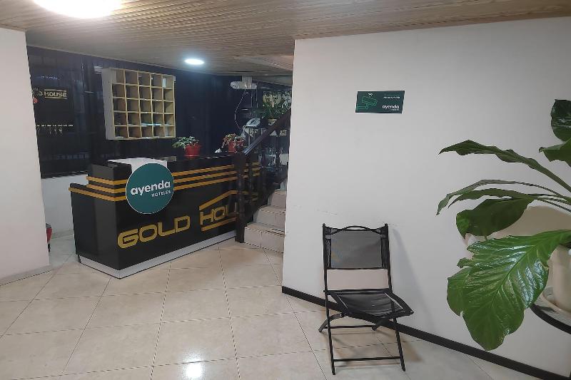 Ayenda Gold House image