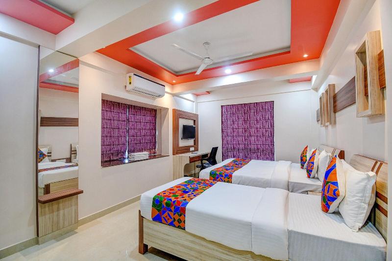 Fabhotel The Lily image