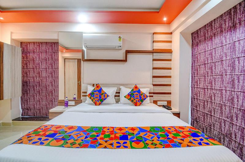 Fabhotel The Lily image