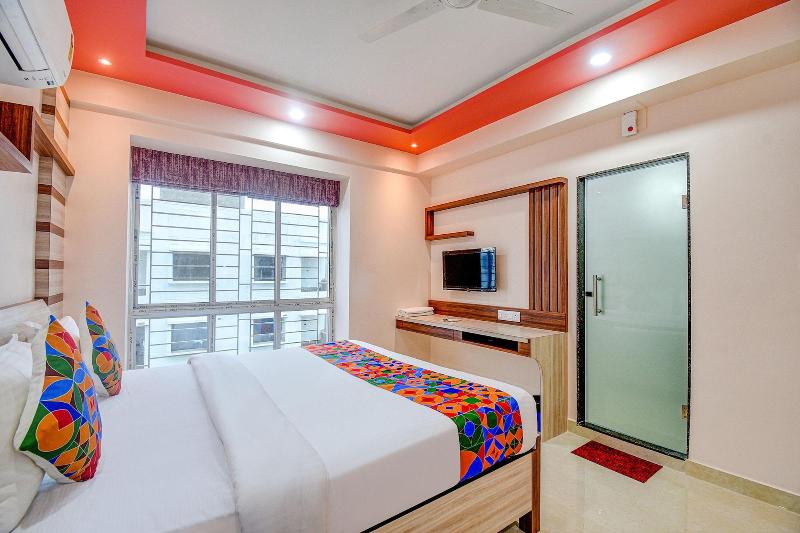 Fabhotel The Lily image