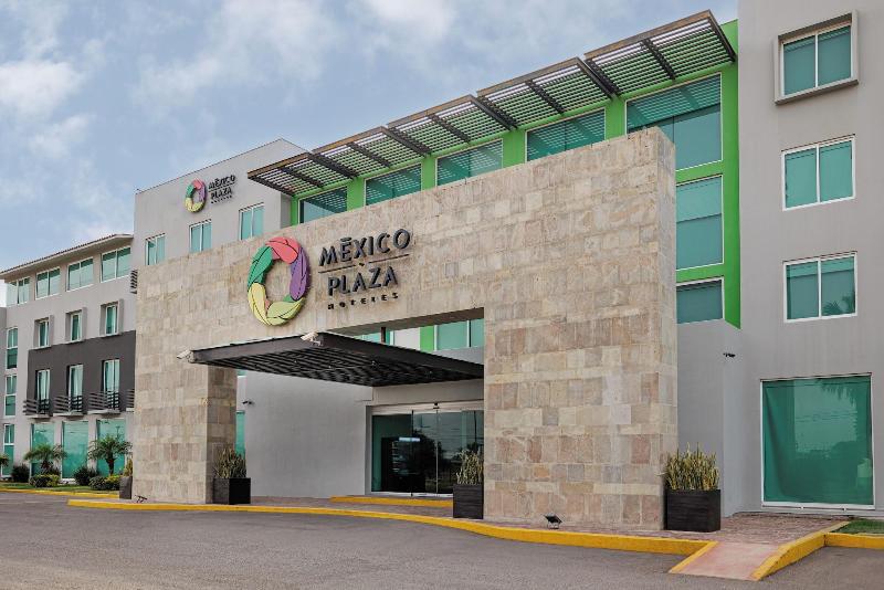 Hotel Mexico Plaza Silao Aeropuerto image