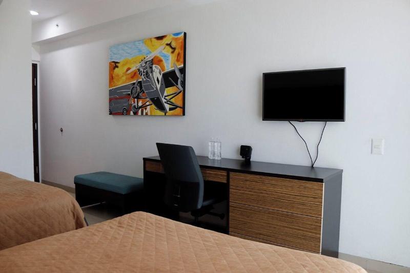 Hotel Mexico Plaza Silao Aeropuerto image
