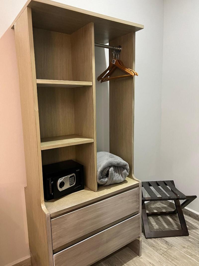 Hotel Gralta image