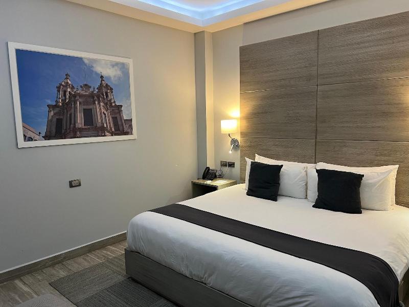 Hotel Gralta image