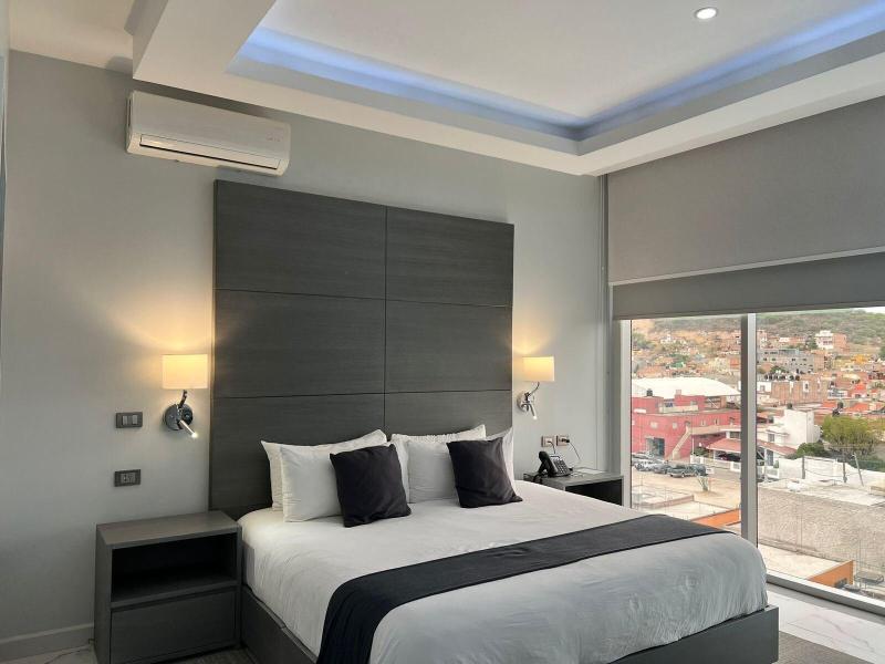 Hotel Gralta image