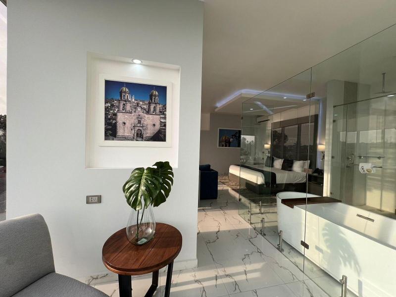 Hotel Gralta image