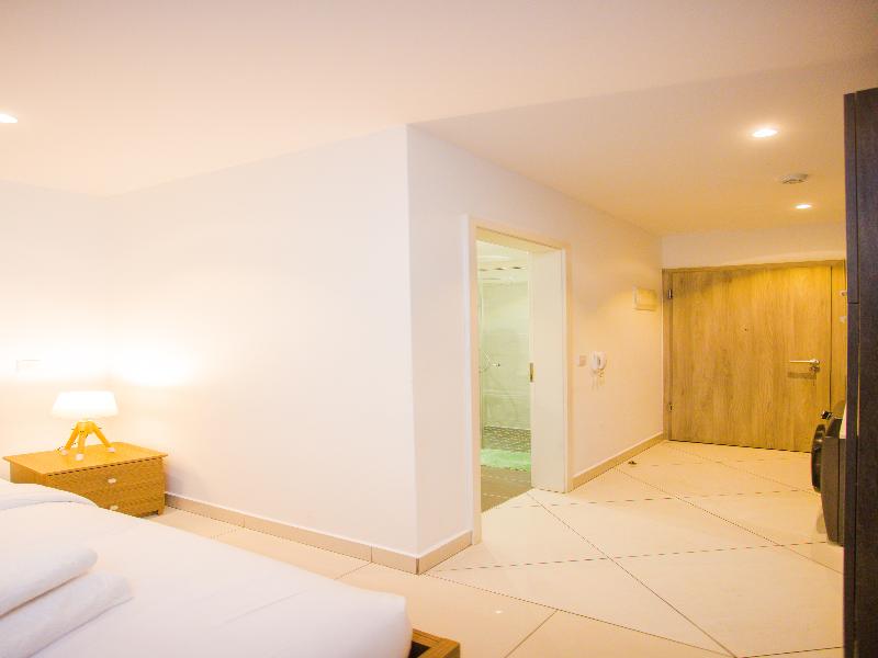 Accra Luxury Apartments At The Lennox image