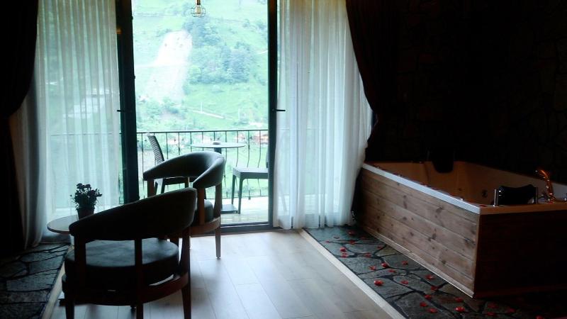 Yamaa Da Suit Otel image