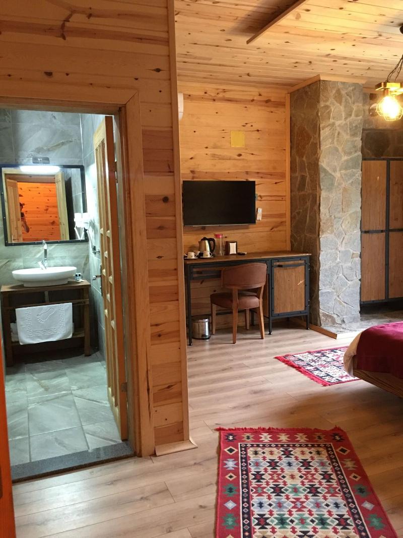 Yamaa Da Suit Otel image