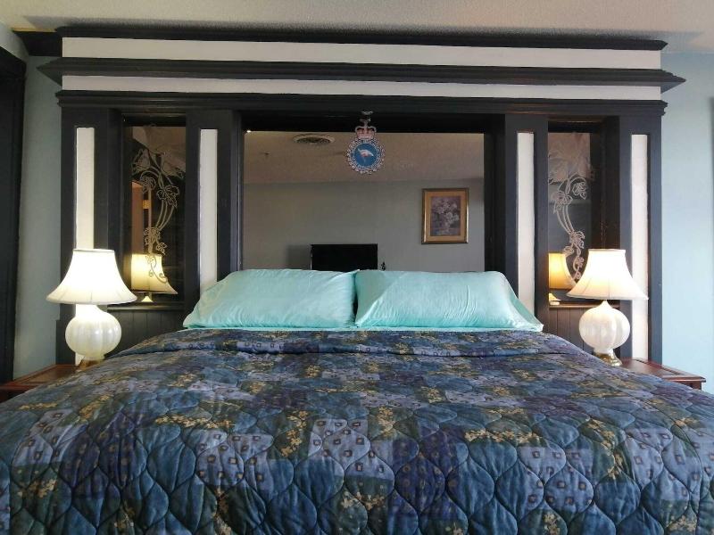 Digby Sailboat Suites image