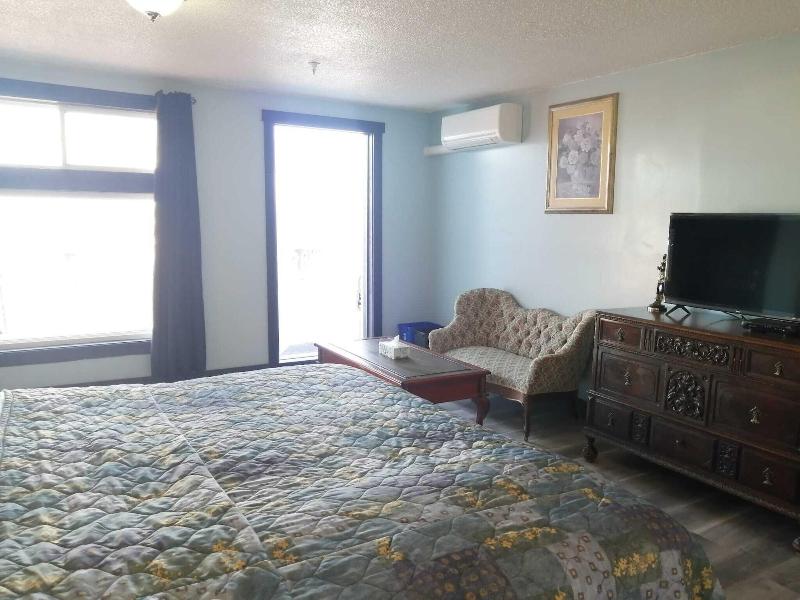 Digby Sailboat Suites image