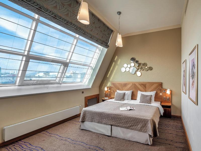 Monarch Apartments By Adrez Living image