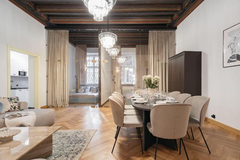 Gallery 7 Loft Affair Collection image