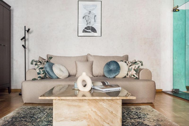 Gallery 7 Loft Affair Collection image
