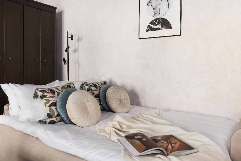 Gallery 7 Loft Affair Collection image