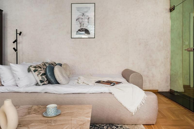 Gallery 7 Loft Affair Collection image