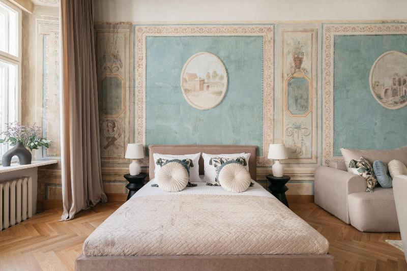 Gallery 7 Loft Affair Collection image
