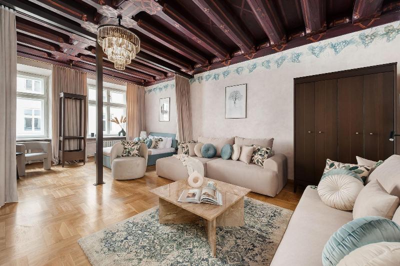Gallery 7 Loft Affair Collection image