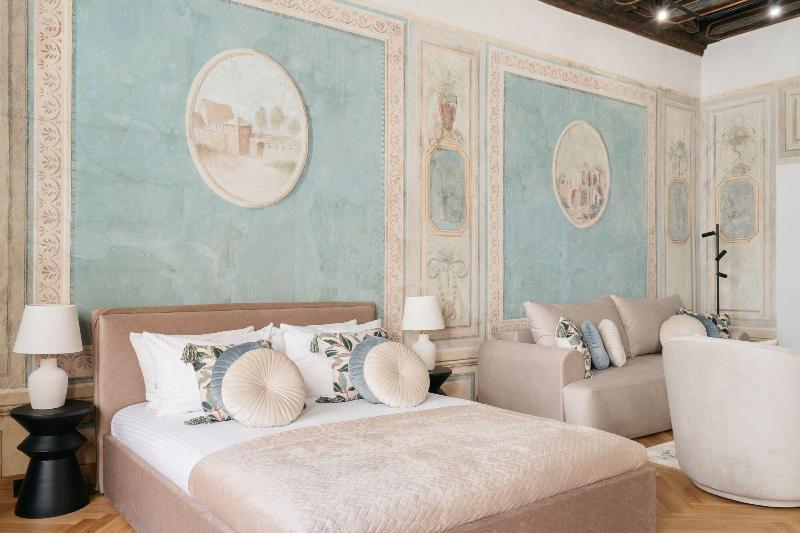 Gallery 7 Loft Affair Collection image
