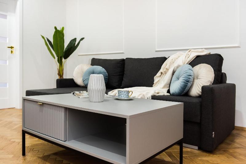 Gallery 7 Loft Affair Collection image