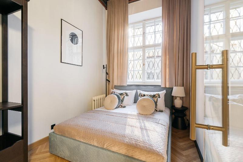 Gallery 7 Loft Affair Collection image