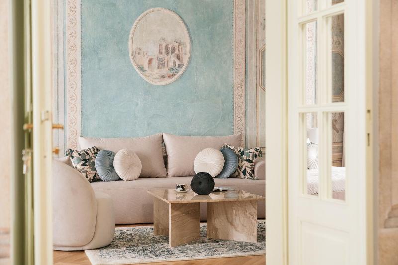 Gallery 7 Loft Affair Collection image