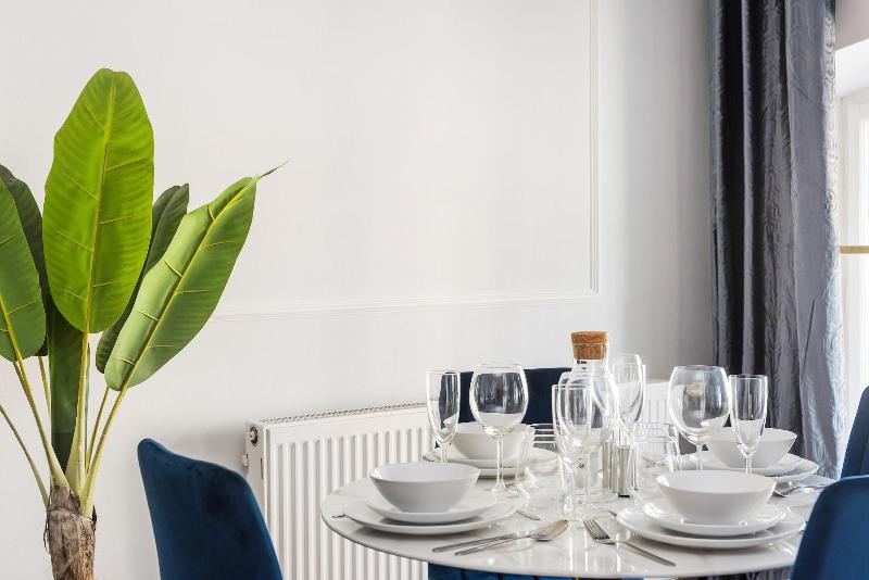 Gallery 7 Loft Affair Collection image