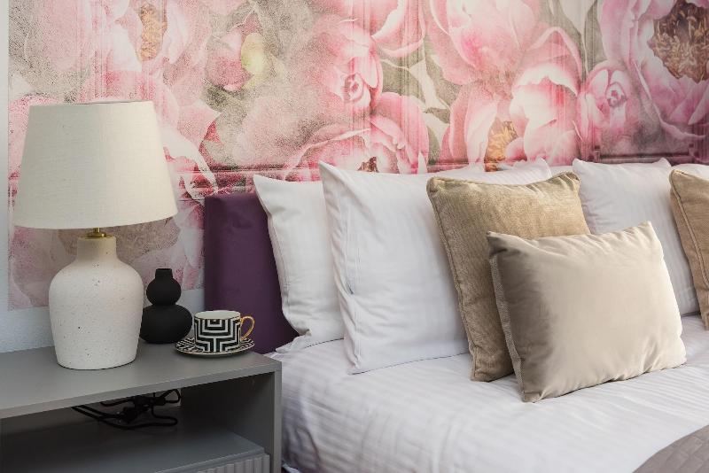 Gallery 7 Loft Affair Collection image
