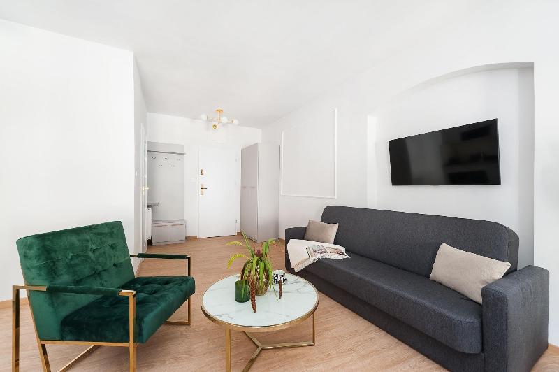 Gallery 7 Loft Affair Collection image