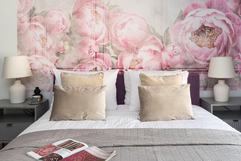 Gallery 7 Loft Affair Collection image