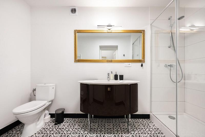 Gallery 7 Loft Affair Collection image