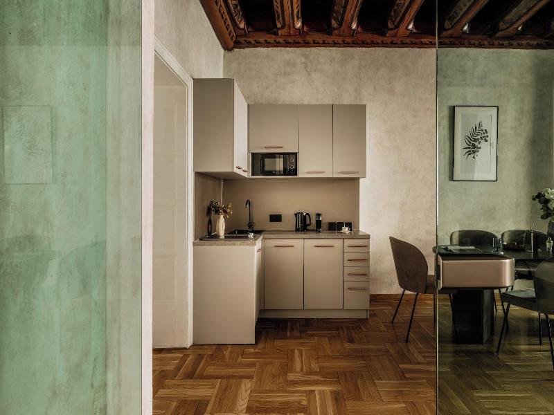 Gallery 7 Loft Affair Collection image