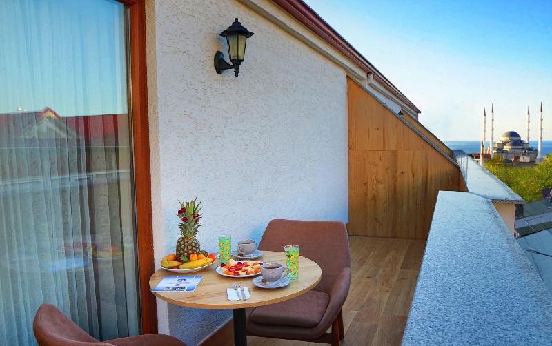 Almircan Hotel image