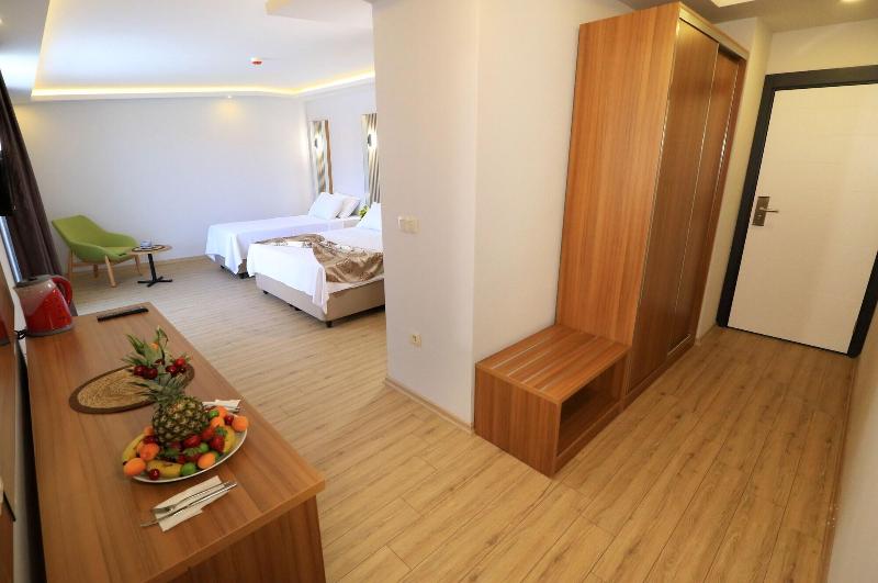 Almircan Hotel image