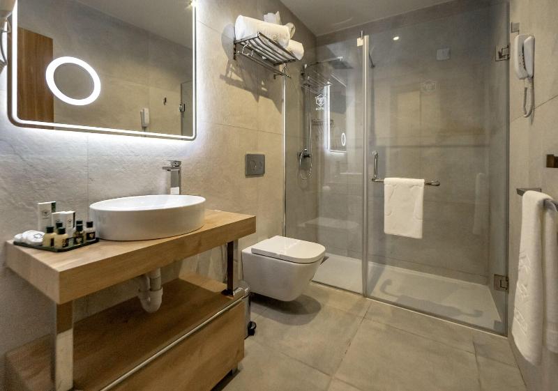 Ad Hotel Hydra image